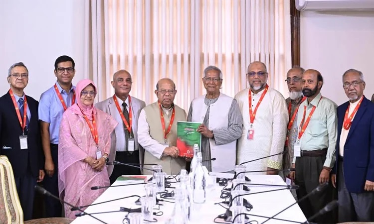 ছবি: প্রধান উপদেষ্টার ফেসবুক